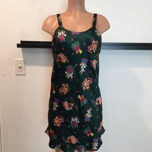 Looney tunes sleeping gown size S